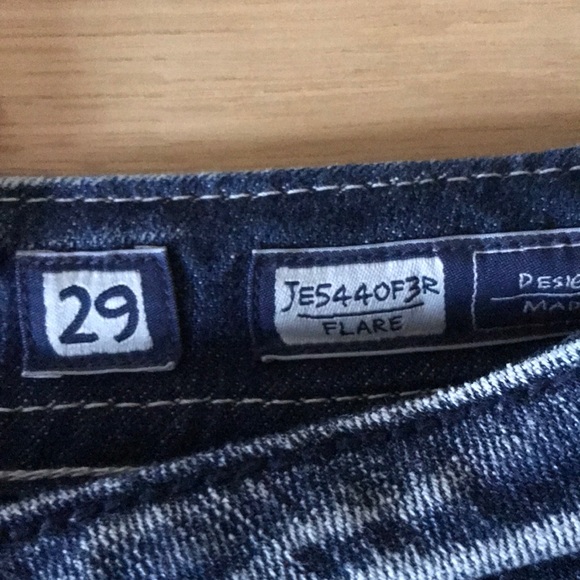 MISS ME FLARED JEANS - Picture 3 of 6